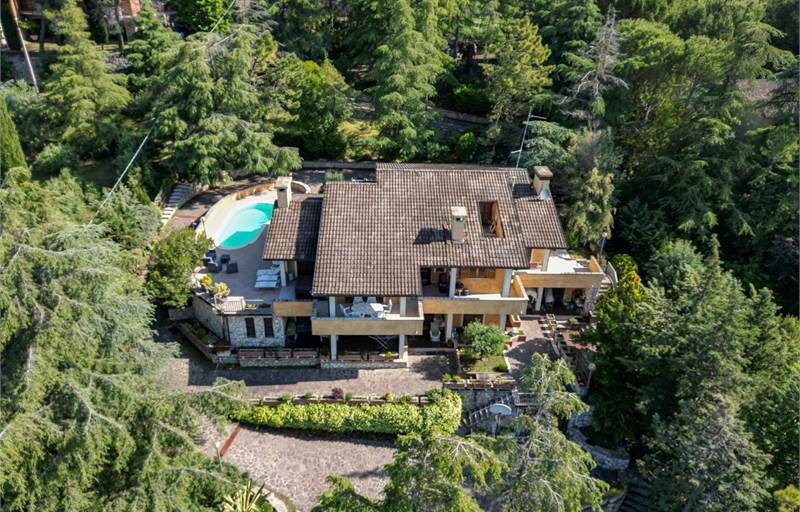 Villa In Vendita a Perugia