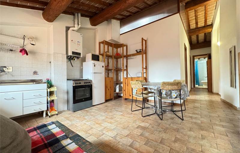 3 locali In Vendita a Perugia